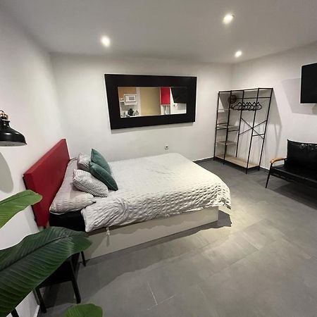 Apartmento En El Corazon De Malasana Madrid Luaran gambar