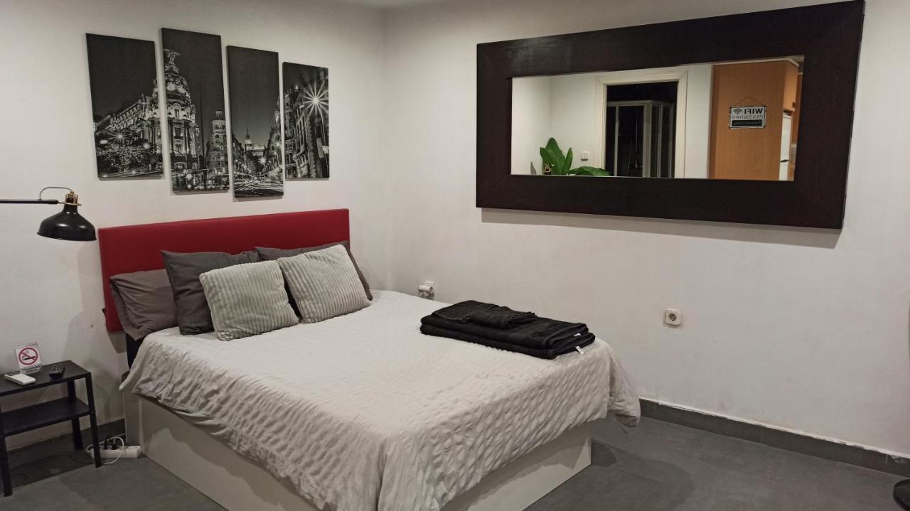 Apartmento En El Corazon De Malasana Madrid Luaran gambar